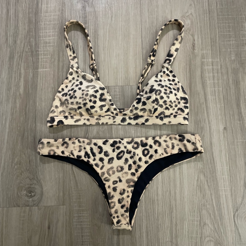 Billabong Leopard Bikini